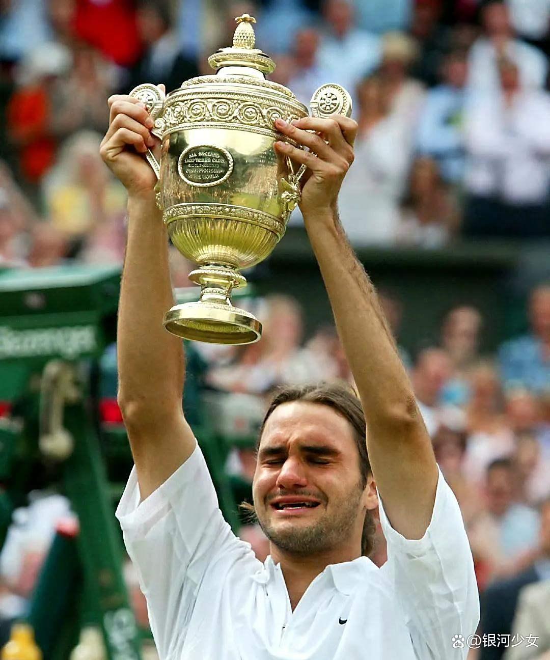 拉沃尔杯险胜美网，德约科维奇刷新纪录