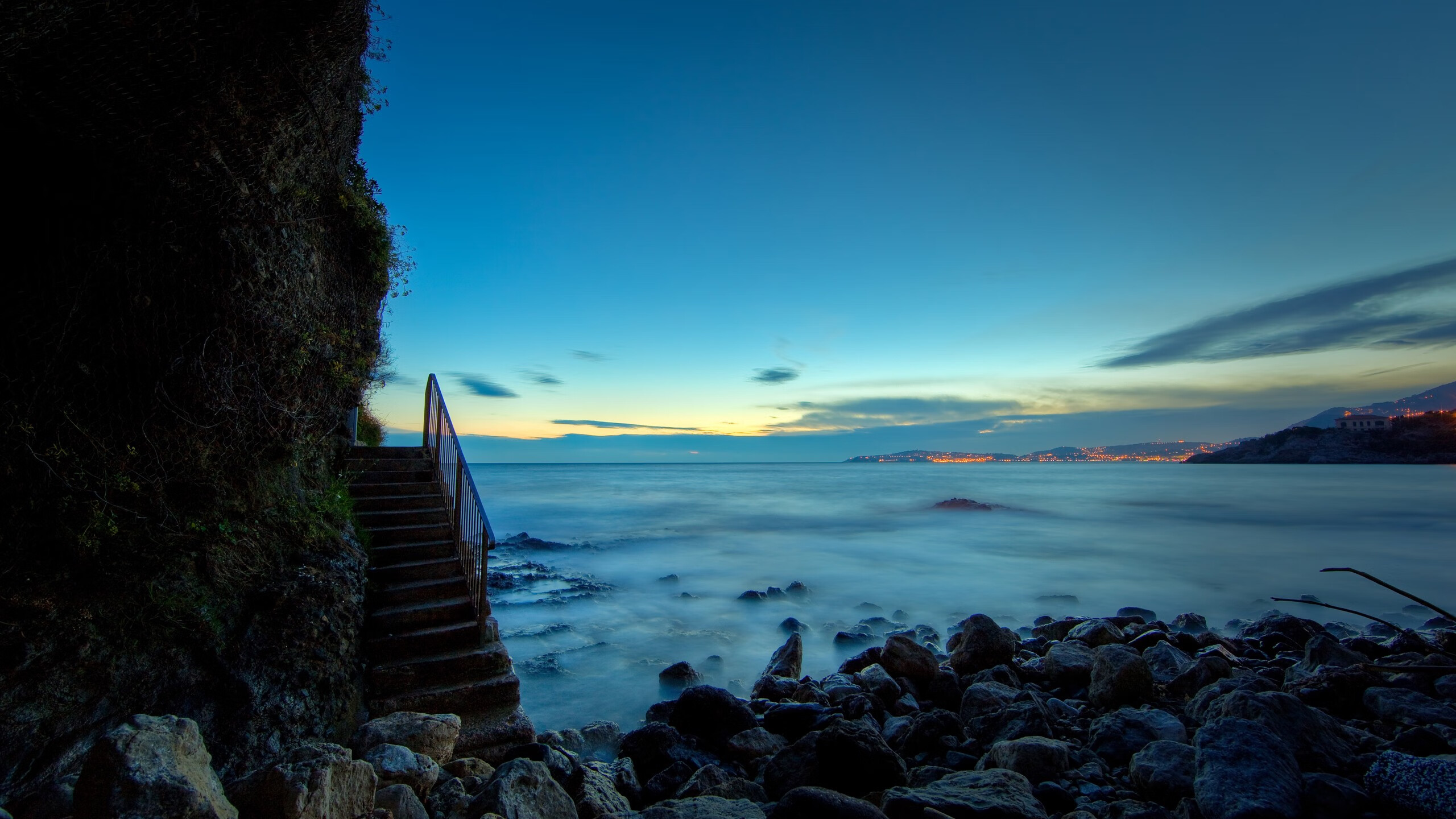 雷霆万钧速胜太阳,年轻核心关键回合尽显大将风范