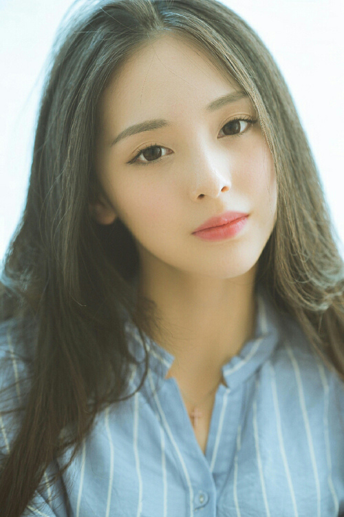 莱万爆发与韩国横扫，足球力量的双重冲击波