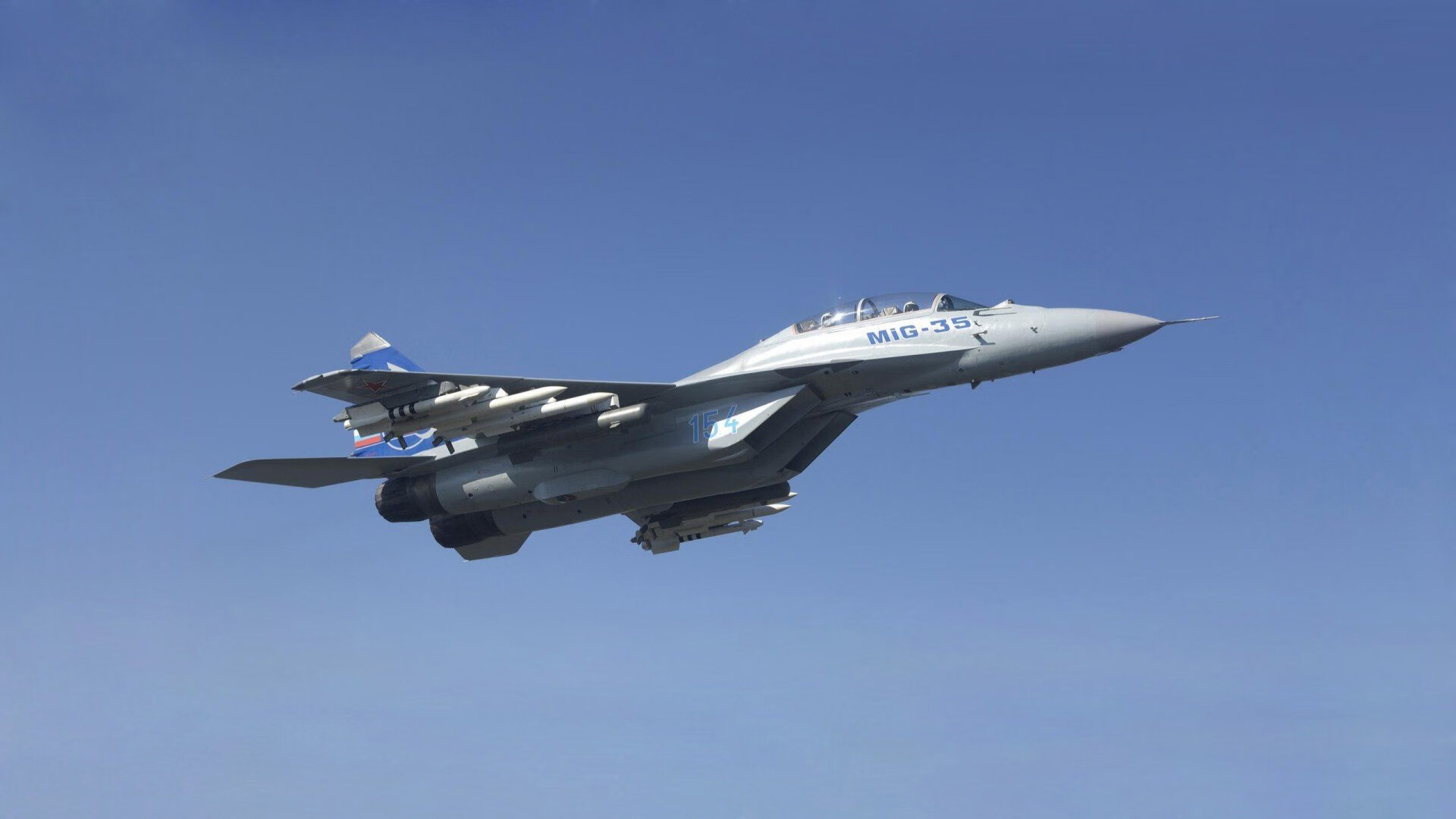 飞越阿尔卑斯山的蝴蝶，佛罗伦萨如何一夜间震动了德甲争冠天平