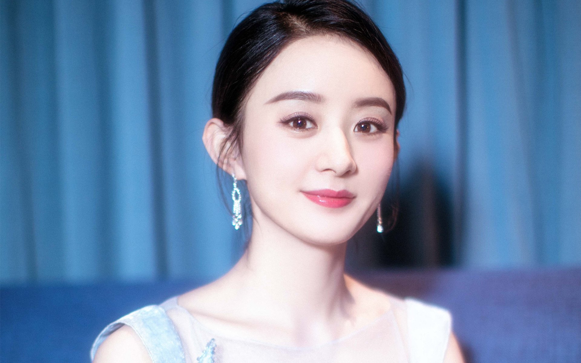 蓝衣失魂，红袍加冕，当京多安在2026年世界杯B组的德比中，为葡萄牙写下最锋利的一笔